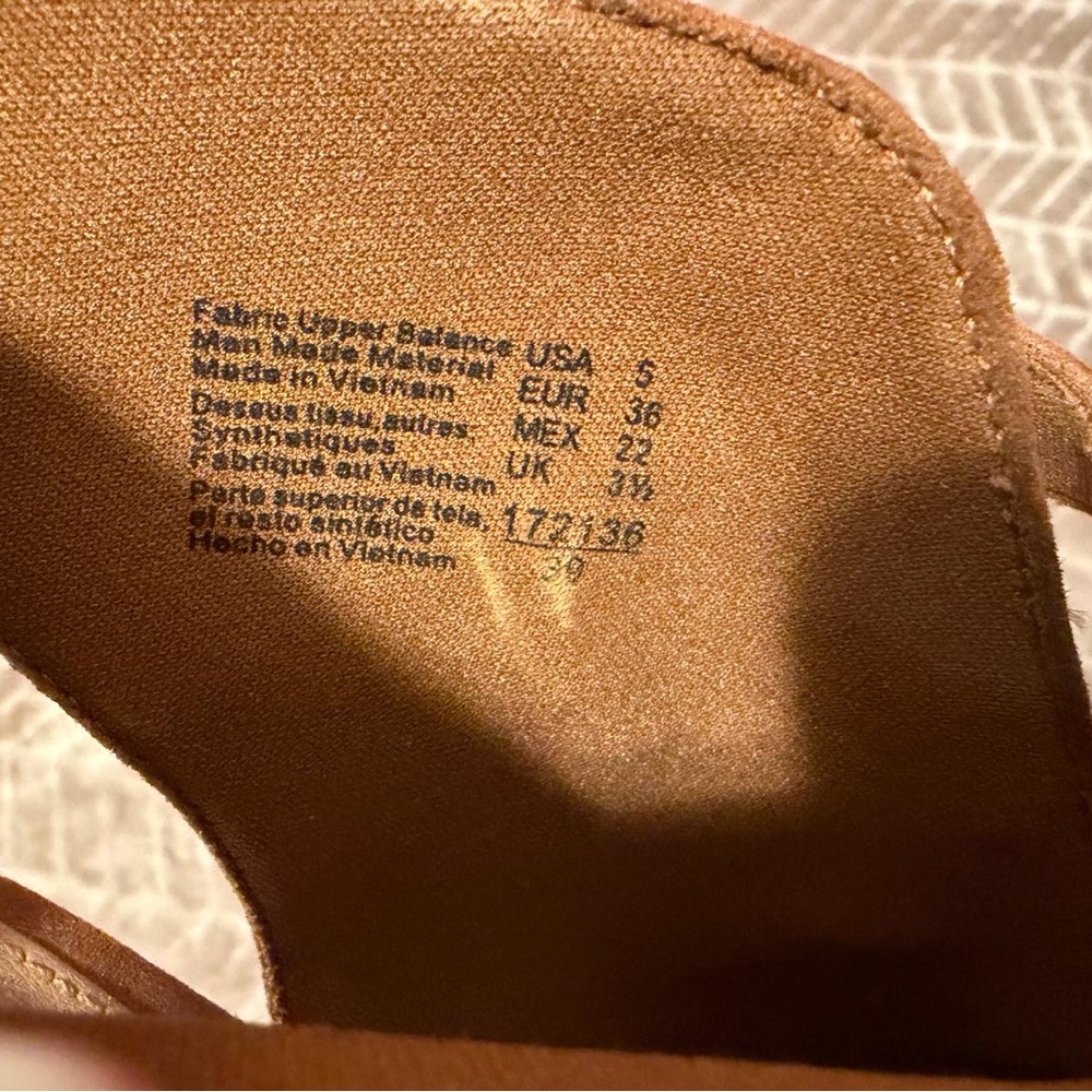 Elegant Tan Women's Shoes